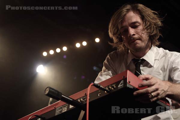 REY PILA - 2013-12-02 - PARIS - La Maroquinerie - 